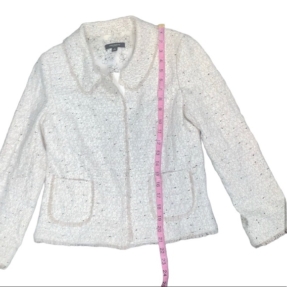 ANN TAYLOR: Cream Tweed Blazer with Fringe Trim - Size 4 - Picture 6 of 12